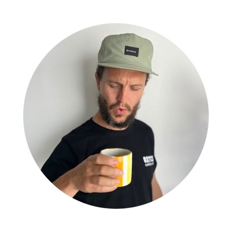 Does Grinding Your Own Coffee Taste Better? 3 Does Grinding Your Own Coffee Taste Better?