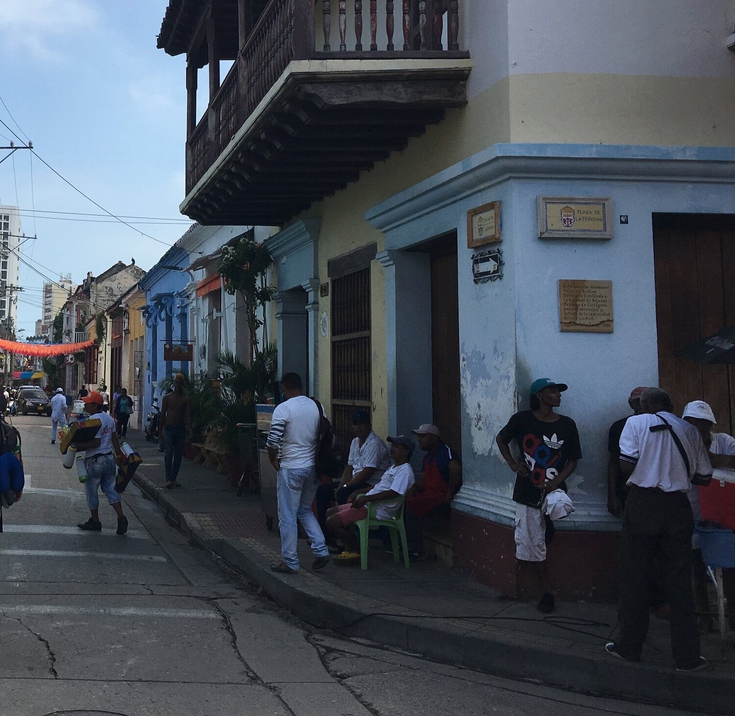 BatchCoffeeReviewUK7CStreetinColombia What is Tinto Coffee (From Colombia)?