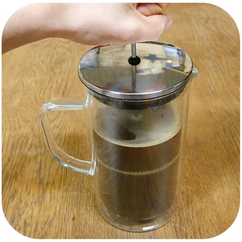 How do you make a cup of coffee with a French press?