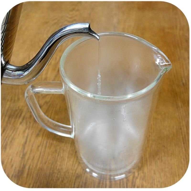 How do you use a French press step by step?