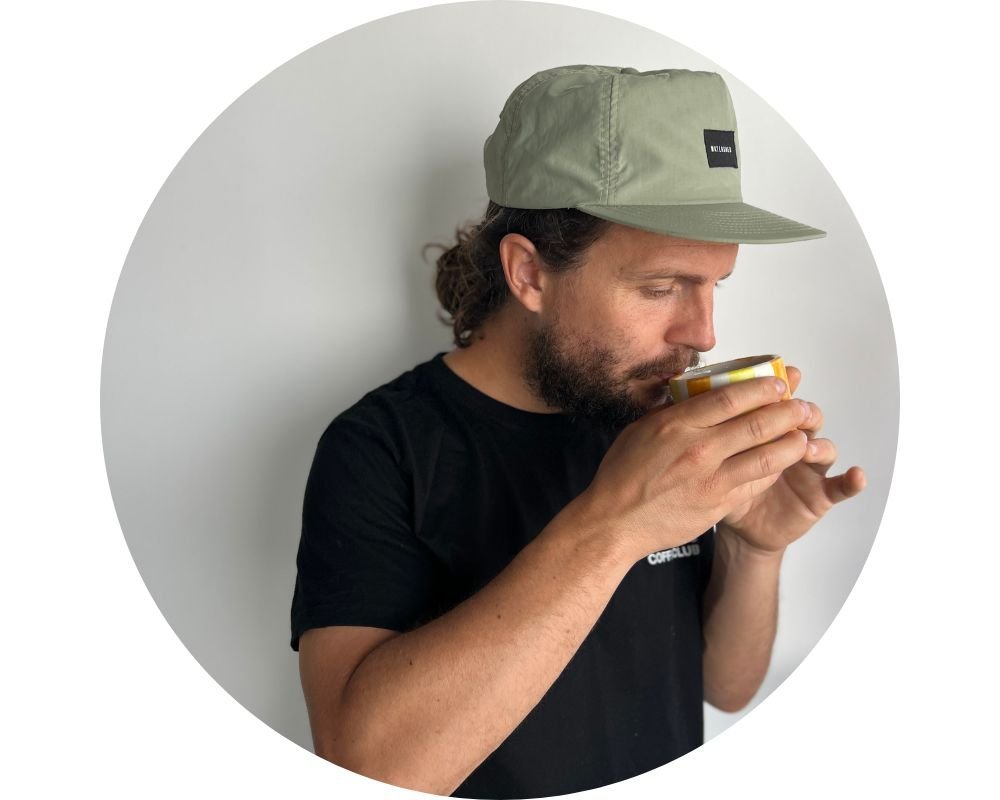 Tom Saxon - Best Latte Machine